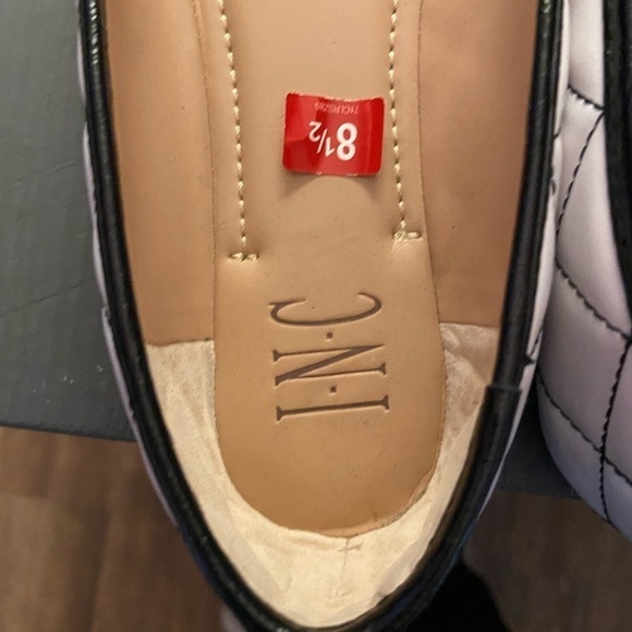 Jenaya flats from INC International concepts square toed slip on flats sz 8.5 - Picture 6 of 7